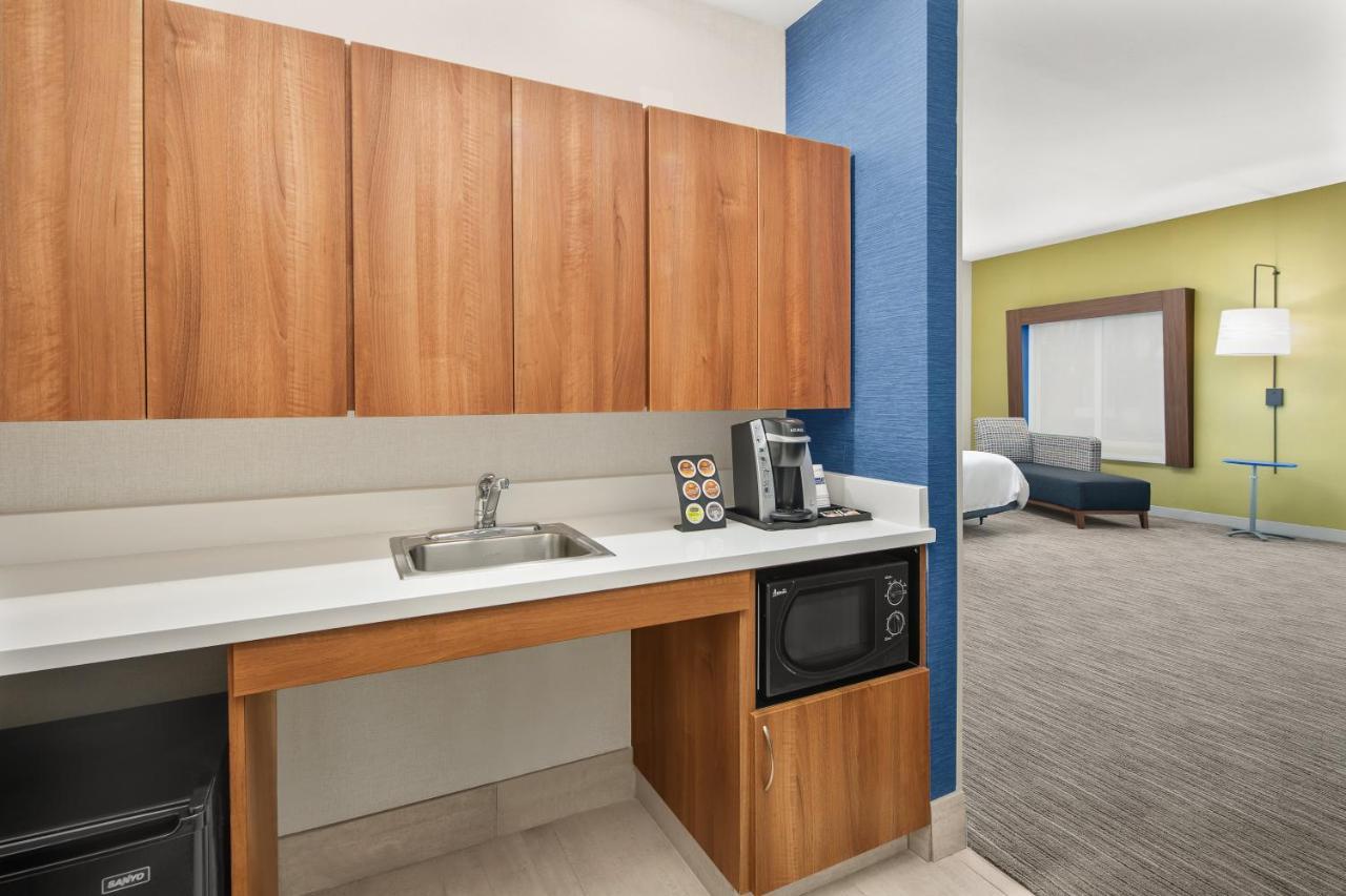 Holiday Inn Express Hotel & Suites Sacramento Airport Natomas, An Ihg Hotel Extérieur photo