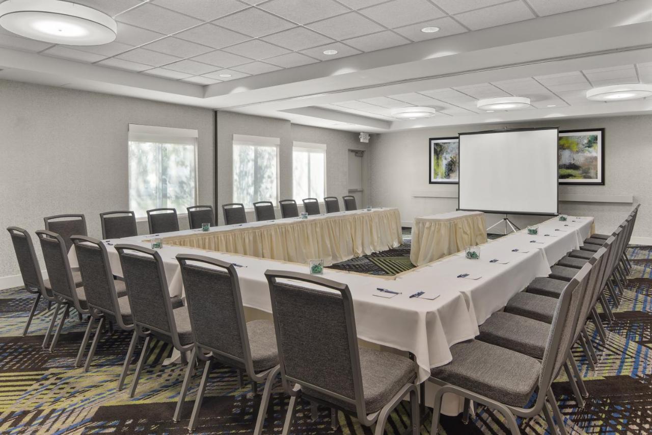 Holiday Inn Express Hotel & Suites Sacramento Airport Natomas, An Ihg Hotel Extérieur photo