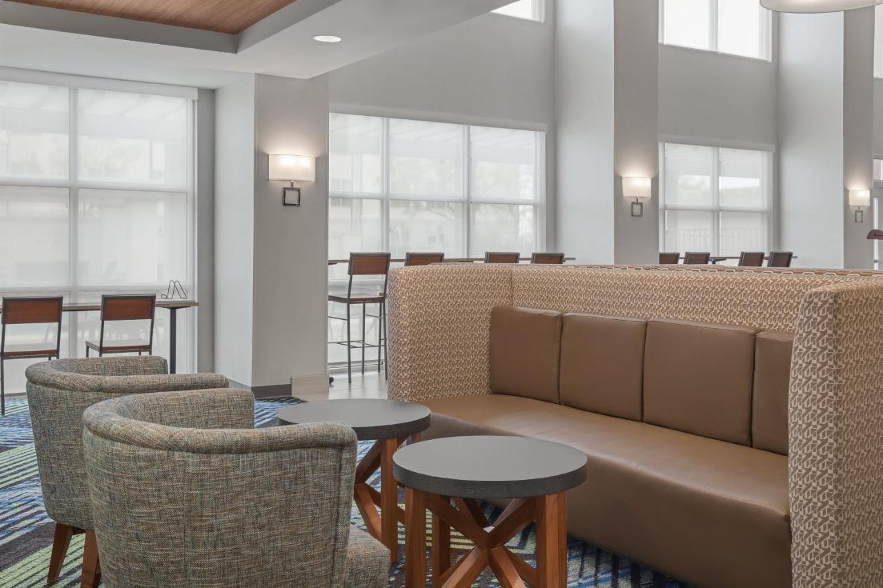 Holiday Inn Express Hotel & Suites Sacramento Airport Natomas, An Ihg Hotel Extérieur photo
