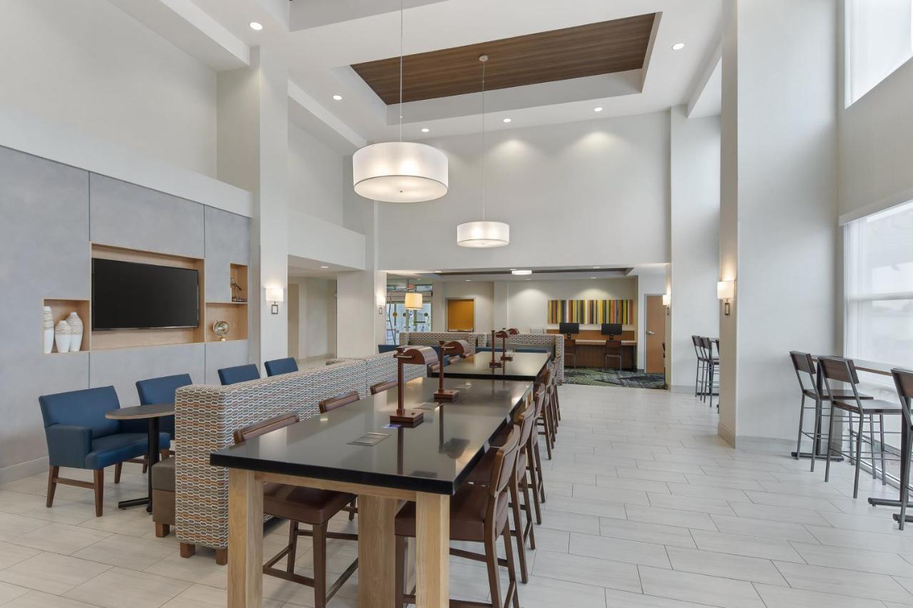 Holiday Inn Express Hotel & Suites Sacramento Airport Natomas, An Ihg Hotel Extérieur photo